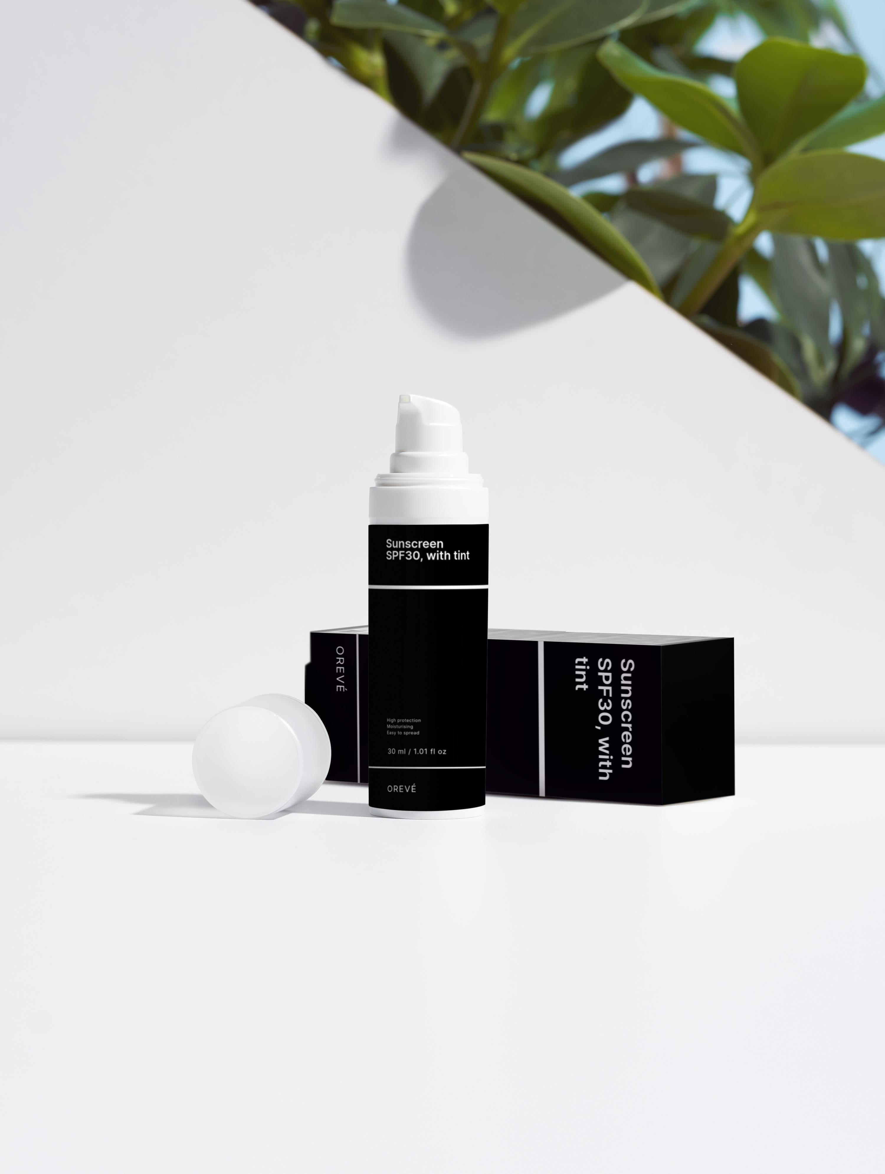 Sunscreen SPF30, with tint